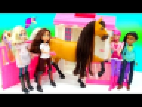 Giant Spirit Riding Free Lucky Feeding Horse Set with Pru, Abigail  Barbie Dolls 