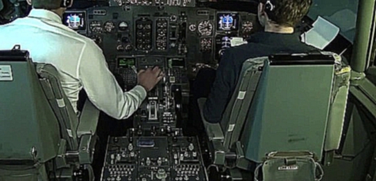 Пилотируя Boeing 737-CL: видео из кабины тренажера часть 2 - BAA Training 