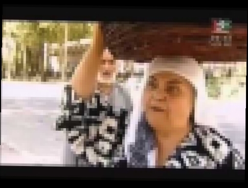 Bilol Aka M74 -Таджикские современые  девушки не стыдятся целуют друг другу на улице 